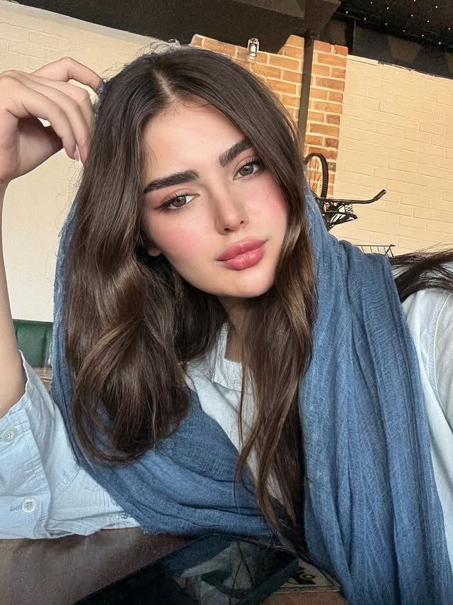 ⁨ تابستون آتیش میباره😒🔥⁩ by @yasllina.label