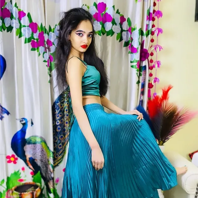  by @radhikasaxena_official_6