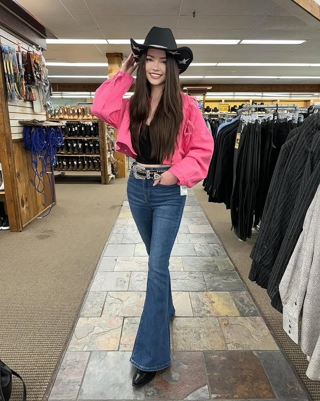 rate my fit? 🤠🐮