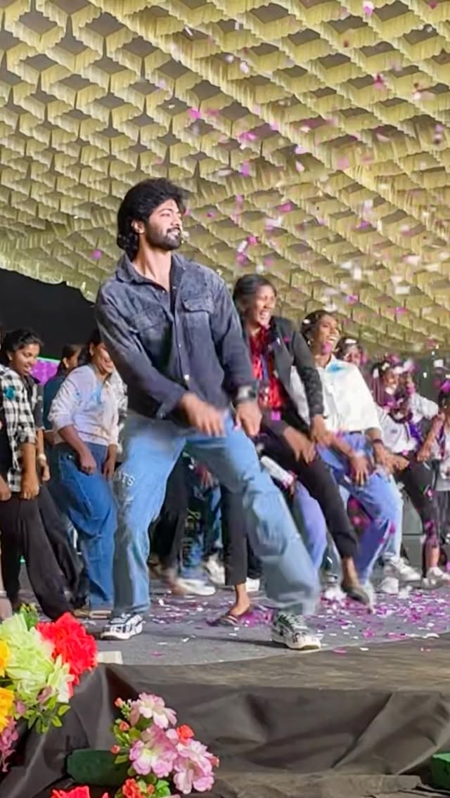 Not perfect, just real. 🎥✨One more glimpse from the recent college visit because the energy was too good to keep hidden. 🎞️🔥Grateful for the stage and the energy! 🙏🏼⚡️ Check my "Events 🕺🏻" Highlight for a different vibe!#mahautsav26 #thalapathykacheri by @aryan_offl