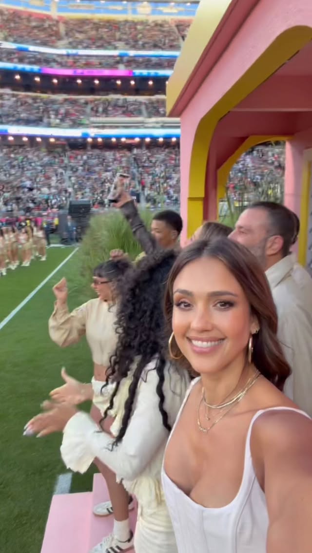 What an honor to be part of such an extraordinary moment in history! 🙏🏽 La casita - let’s gooooo! 💃🏽❤️‍🔥 Joy you could feel.Pride you could see.A beautiful love letter to Puerto Rico - and to all of America.Yesterday was bigger than a performance.It was Dignity. Inclusion. Unity. Representation. And Love.Benito ‘Bad Bunny’ tells stories rooted in his culture, his people, and his truth - and yesterday, those stories were centered on one of the biggest stages in the world. Watching him honor the diversity of our community gave me full body chills and was so emotional. Some of the most meaningful moments don’t need explanation or translation - you just feel them.For me, yesterday was about joy - fully living inside it.Because when culture is honored instead of erased, when people are seen instead of sidelined, we become one. Above all, as Benito has said, “The only thing more powerful than hate is love.” Love, joy, and unity - this is how we rise ✊🏽✊🏻✊🏼✊🏽✊🏾✊🏿 Thank you @davidgrutman 🫶🏽 What an iconic moment @karolg @pascalispunk @cardib @itsyoungmiko @alixearle !! #BadBunny #SuperBowl #CultureMakers