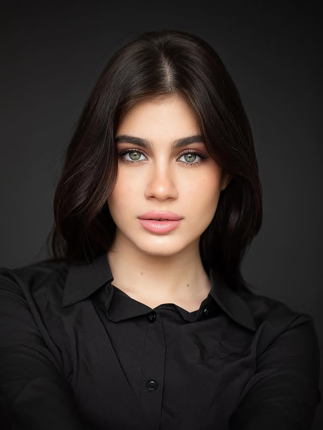 Just me✨ 📸 @amitnaim_ by @ellalee