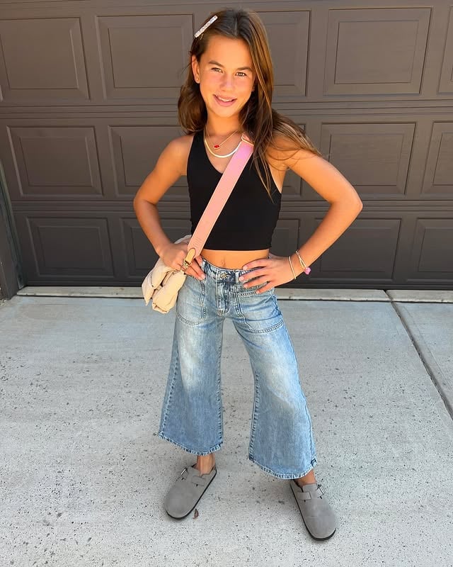 Fabulous Fridays! Long weekend ahead, finished the first week of school and the forecast is switching to cooler temps! Sounds like perfection!My outfit is linked on my LTK page in bioDenim: @kidscool.space_office #tweeninfluencer #tweenstyle #tweenfashion #falloutfit #widelegdenim #denim