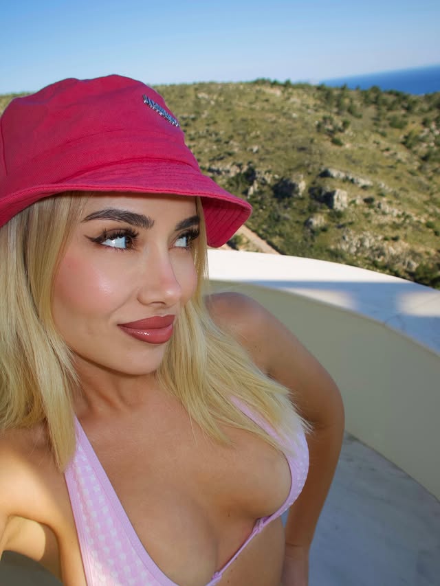 #ad It’s giving summer ready energy 💋💄@maybelline #maybellinegr #makeup by @upinthehype