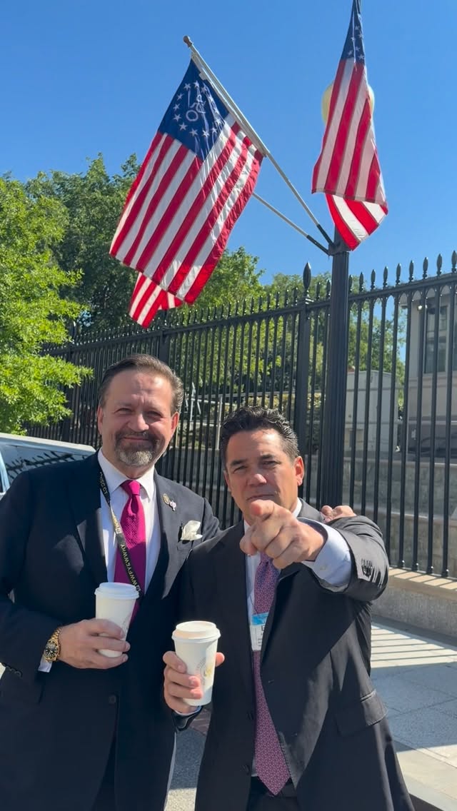 Truth, Justice and the American Way. AKA, the OG MAGA. When Superman pops by the @whitehouse. @deuces1966. (Thank you @_kaelan) by @deuces1966