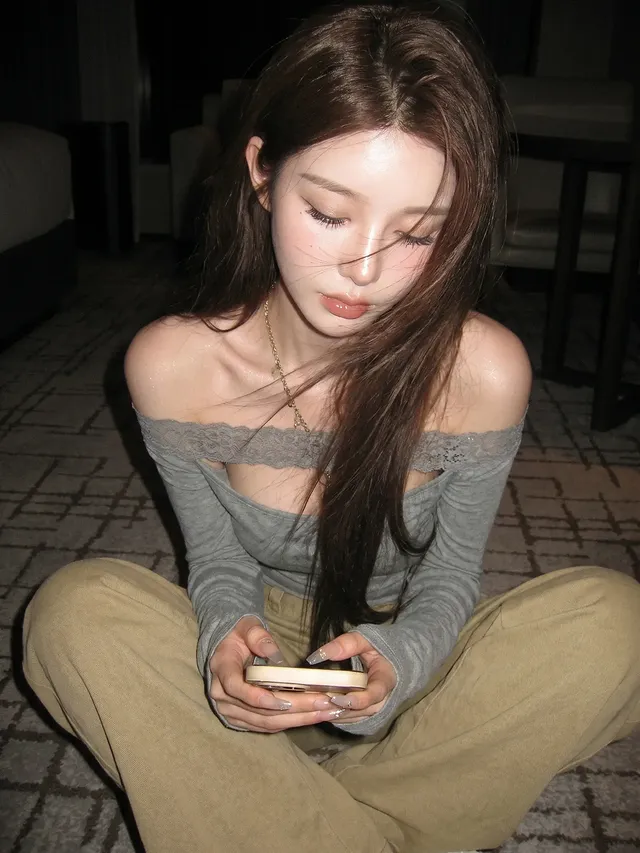 花好月圓夜，手機要沒電