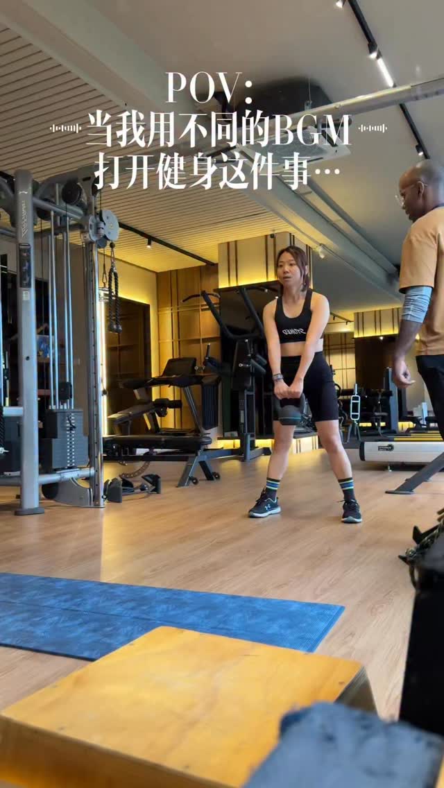 #POV ：论 BGM的重要性🎵对得起身为专业电台DJ的身份吧！（甩发）🏋️@coliseumfitness.my @calvinsamuel19 #gym #workout #musicismylife #bgm by @hana_xinyi
