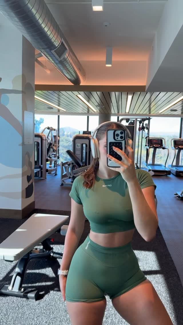 Me n Gym 🫱🏻‍🫲🏼 by @jenpetersonnn