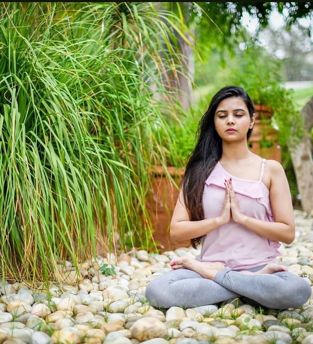 What one should expect from my class✔️ Beginner-friendly ✔️ A welcoming and judgment-free space✔️ Focus on breath, stress relief, anxiety management and mindfulness through Pranayam✔️ Deep relaxation & rejuvenation✔️Mind- muscle connection ✔️Posture correction through daily functional movements ✔️ Community building and Mental Health Support If you’re looking to enhance your practice, relieve tension, or simply enjoy a moment of stillness, my classes are here to support your journey. Join me on the mat and experience the transformative power of yoga!I’m here! by @yoga_with_yukti