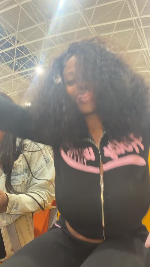 Catch flight ✈️ not feelings 😘#explore #viral by @_osato_money