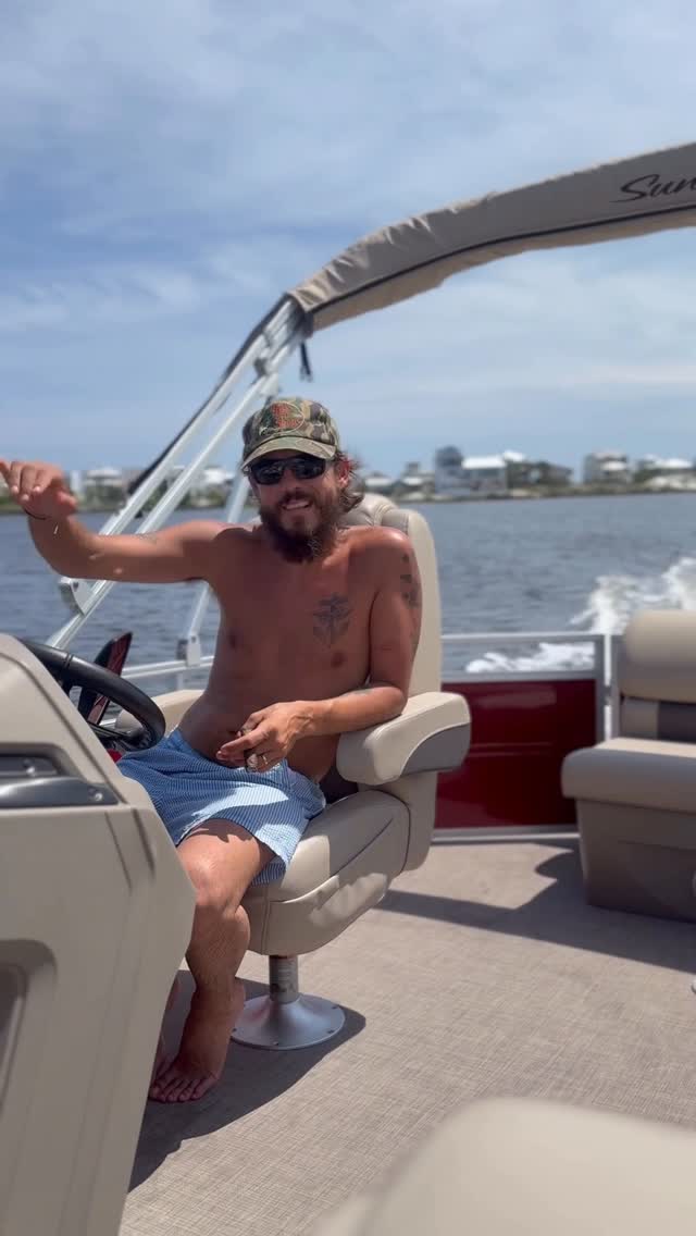 #buymeaboat by @thechrisjanson