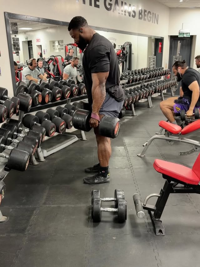 Full legs ✅ Last leg session in the bag! Yesterday made 1 week out from my next weekend in France 🇫🇷.Always a good feeling knowing that whatever stage of prep I am in, the same focus to give absolutely everything remains and yesterday was no different. The countdown is on 🔥— — — — — — — — — — — — — — — — — — — — — — — @hecxtn clothing sizes Small - 4XL available 🌐 Worldwide shipping of the full clothing range hecxtn.myshopify.comCode: Marc10 will save you 10% site wide @tbjpnutrition @tbjpnutrition.eu @tbjpclothingwww.tb-jp.comCode: Marc10 will save you 10% on all lifting gear and accessories @gym_pin www.gym-pin.co.uk by @marc__hector
