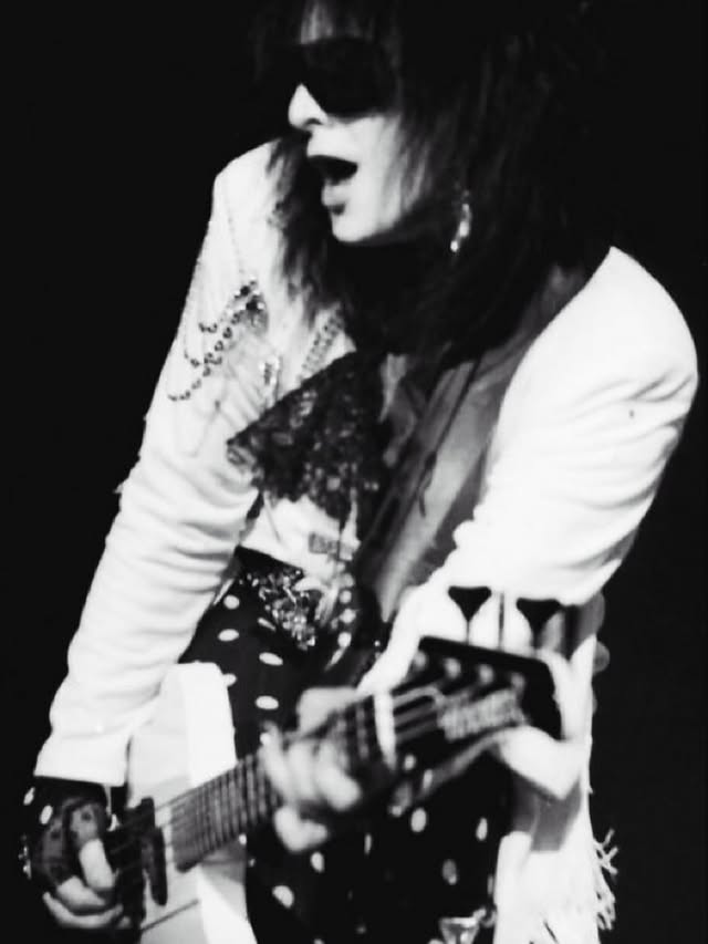  by @nikkisixxpixx