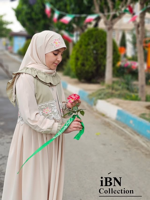 ⚜ آی‌بَــــــــــن پیوند ؛ هُنَــــــر و مَعــــــنَویَت ⚜ 🔸به زیباییِ شکوفه ، به صلابتِ یک آرمان!!!🔸️ـــــ تولید ایرانـــــــــــ🇮🇷ـــــــــی ـــــبرای دیدن جزییات و دریافت اطلاعات ستزیبای *گُل پَـــــری* وارد کانال بلـــــــــــــه شوید ‌👇https://ble.ir/ibncollection#دختران_وطن#دخترایرانی#ایران_جان#تولیدایرانی by @ibn_collection_
