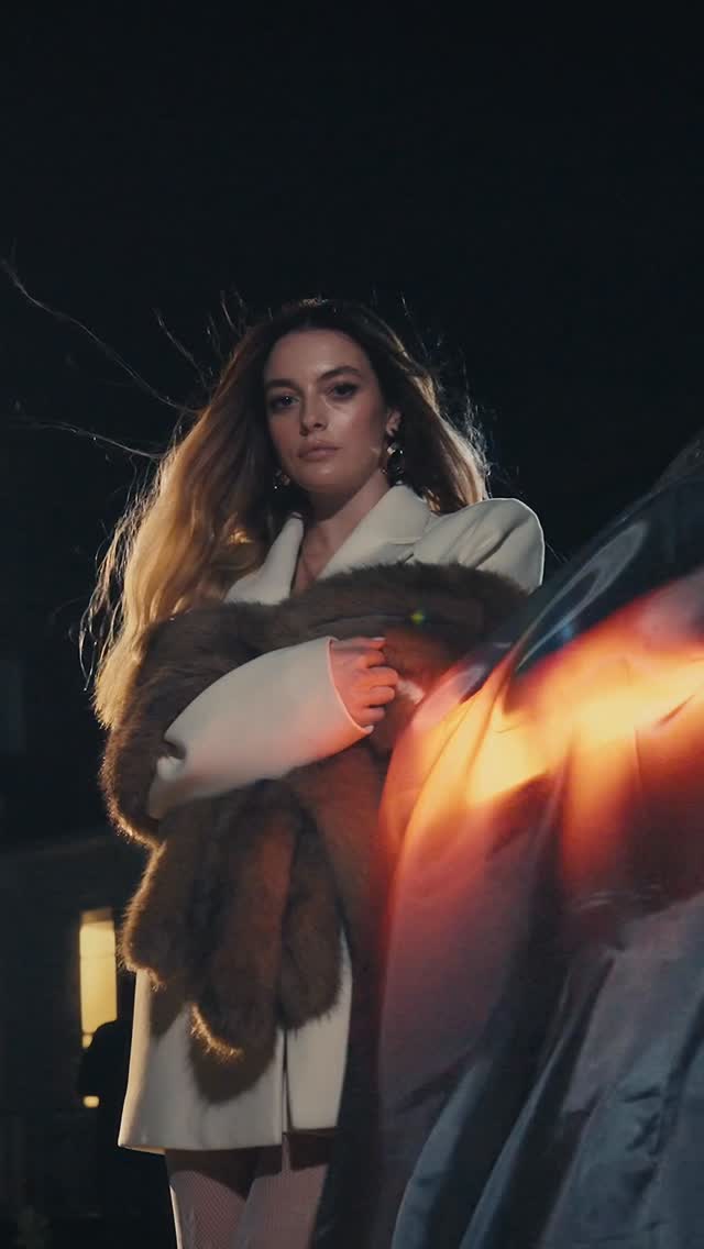 Zamansız tasarım, trendlerden ibaret değildir.Lexus RX’in sıra dışı tasarımı gittiğim her yerde iz bırakıyor. 🧡⚡️ @lexusturkiye by @melisssezen