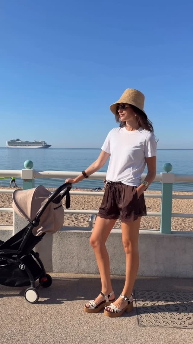 Mom but make it fashion avec @sanmarina_officiel (et bonne fête des mères à toutes 💗)"Collaboration commercialeInspo @montaineleb 💙 by @paola.ambre