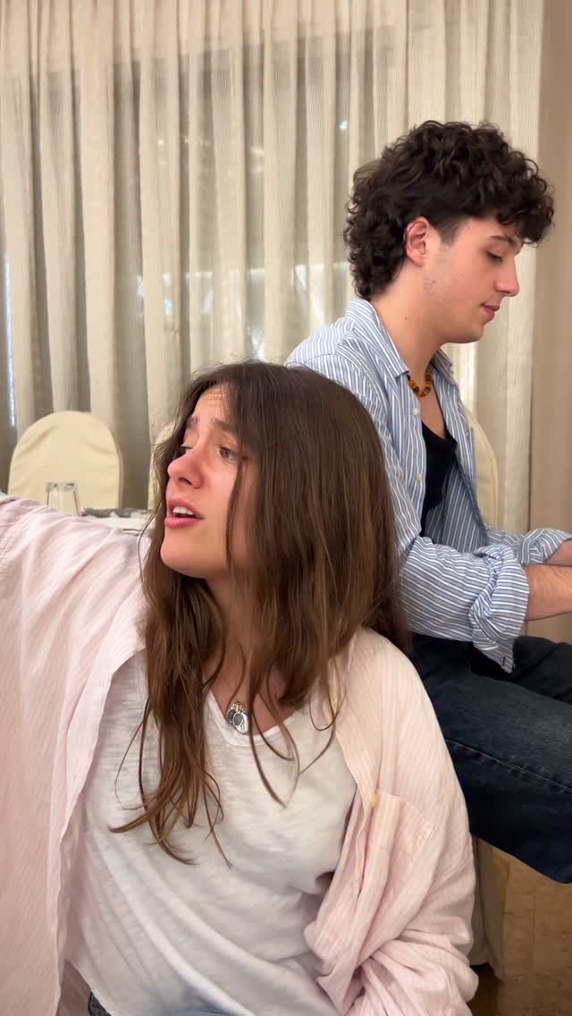 E quando c’è un pianoforte… by @elenad.elia