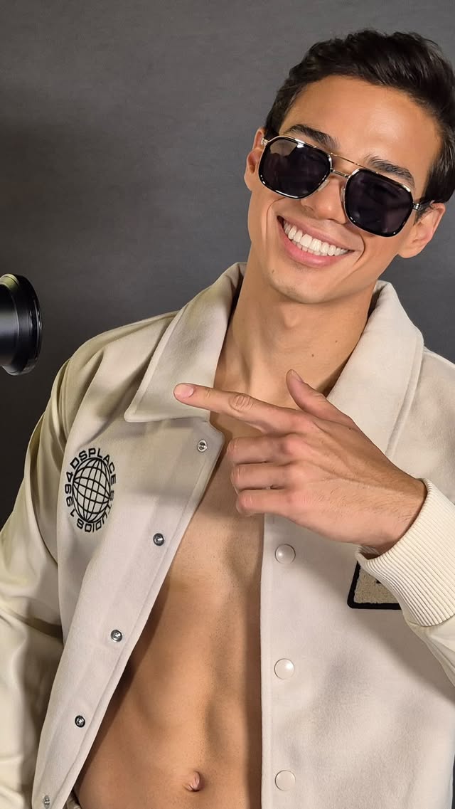 Work in progress… 💪🏻🏆
Te mostramos un pequeño adelanto del trabajo fotográfico de Mister Supranational Venezuela @juancarlosdasilvac rumbo a @officialmistersupranational #Poland 🇵🇱

Pronto estaremos compartiendo el resultado final de esta sesión de fotos oficiales realizadas por @aliriovargas con la asistencia de @ale09jandro y el estilismo de @endertorres3 

Agradecimiento especial @luigiratino @luigiratinomanagement 

Disfruta todo el backstage y los diferentes cambios de vestuario en el canal oficial #MissVenezuela
