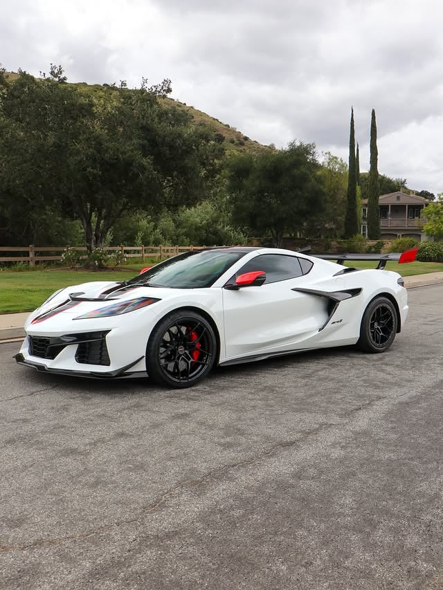 GRIP MAXING - stance engaged! Our Corvette ZR1 sitting on a serious wheel and tire package from @forgeline and @nittotire for the street or strip 🔥 FRONT- 20x10 x 275/30R20REAR - 19x13 x 345/30R19#addictionmotorsports #corvettezr1 #dragradial #streetcar #twinturbo by @forgeline