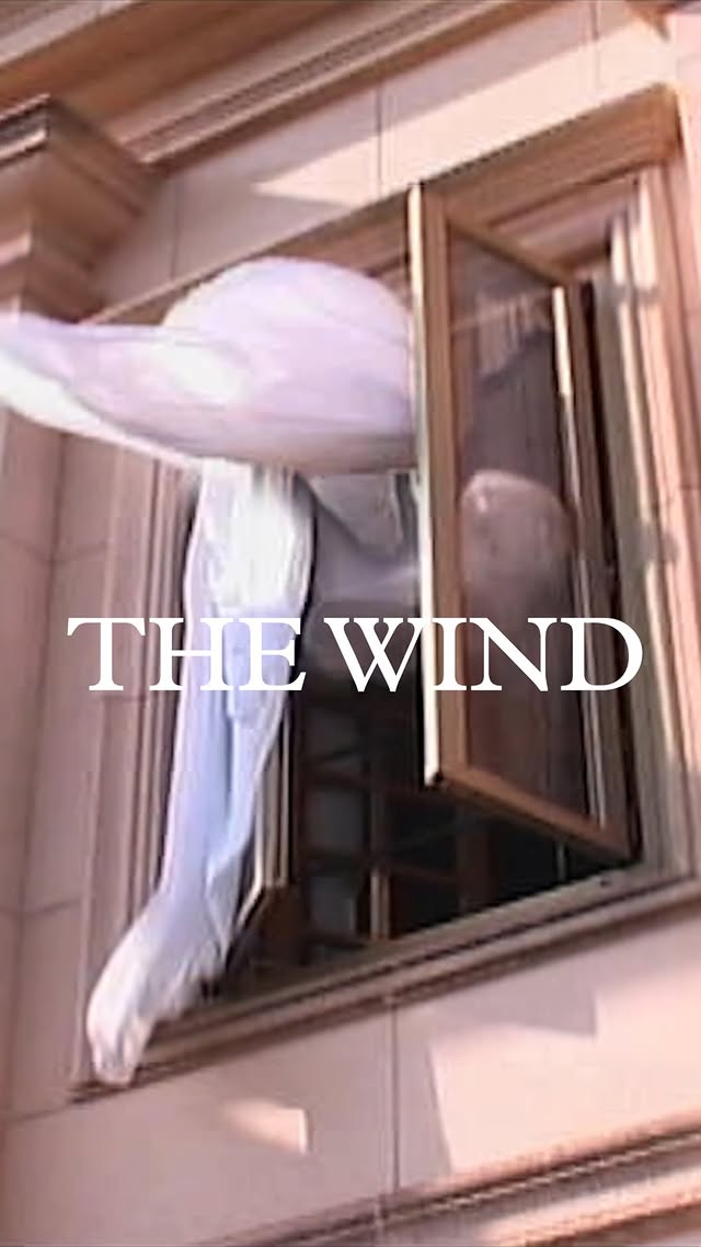 The wind carries what is written.Upper Room.#MarkLee #마크리#UpperRoom #어퍼룸 by @uprmlabel