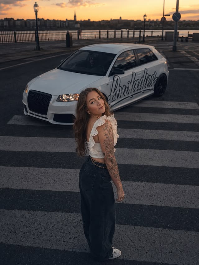 #lowladies #audi #girlscar #audigirl 🤍 by @richtigefrauenstehenaufautos
