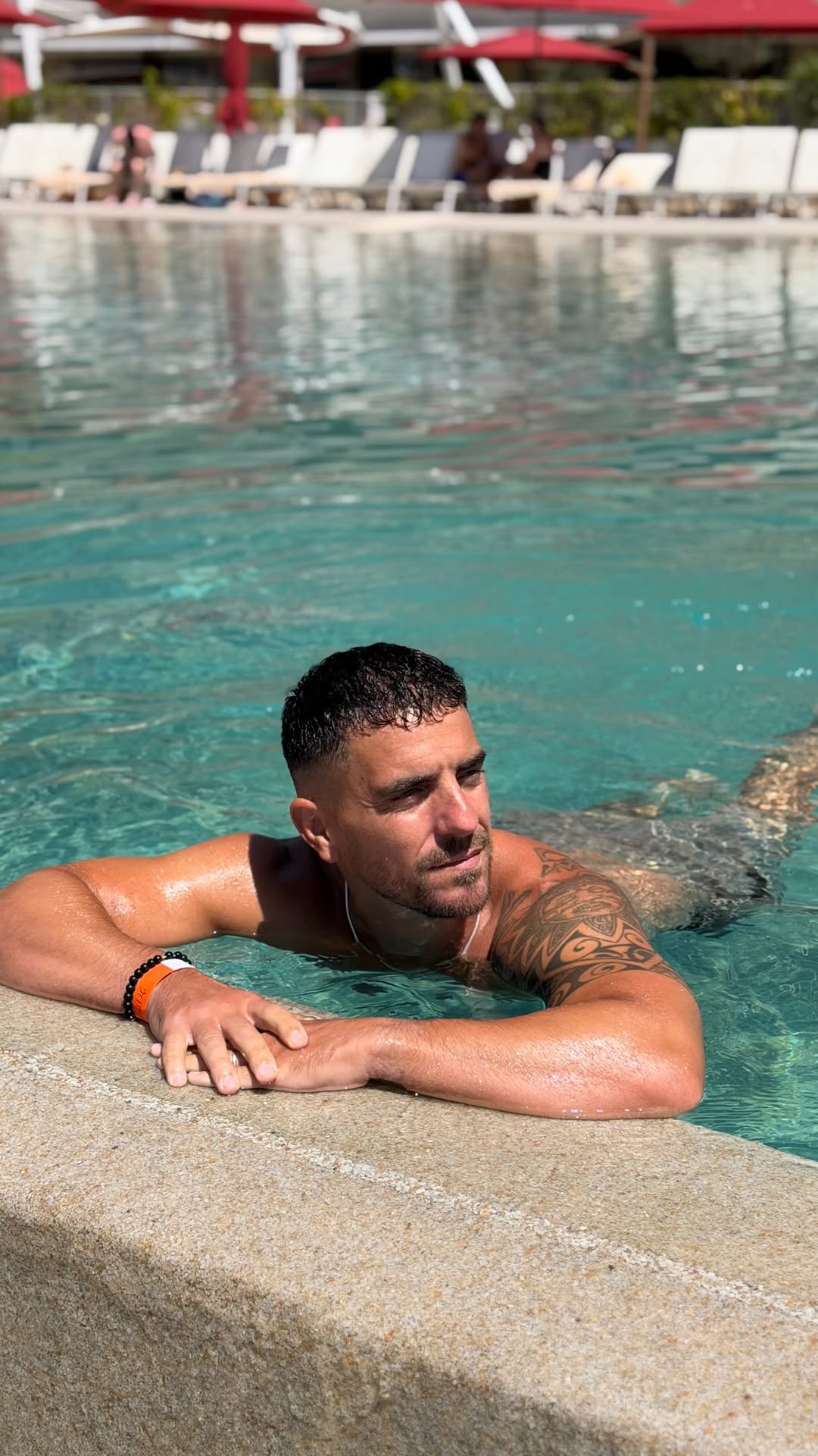 ✨ Day Pass en @clubmedmarbella con @hoteltreats ✨

Publi

Disfruta de un día con TODO INCLUIDO con acceso a piscinas (adults only, infantil,cubierta y exterior), buffet de almuerzo y cena, bebidas incluidas y aperitivos 🍹🍴

Además:
🏋️ Gimnasio y sauna
🎾 Actividades: tenis, paddle, fitness, tiro con arco, ping pong y circo
🧖 Vestuarios, duchas, toallas y consigna
🎶 DJ y espectáculo en vivo
🌴 Hamacas y camas balinesas 

👶 Menores de 4 años gratis
💸 Desde 175€

Os dejo enlace directo en mis stories 🫶🏽

#Marbella #DayPass #planesenfamilia