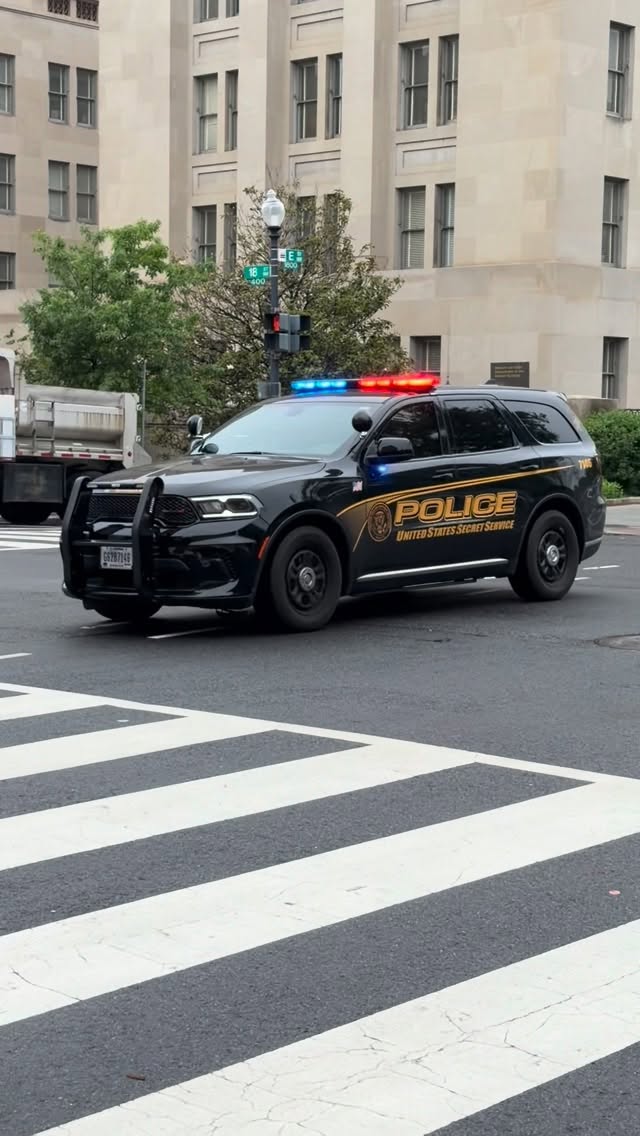 Two sharp Dodge Durango Pursuits from the United States Secret Service Police patrol the area surrounding The White House on Memorial Day in May 2026. by @northernvirginiapolicecars