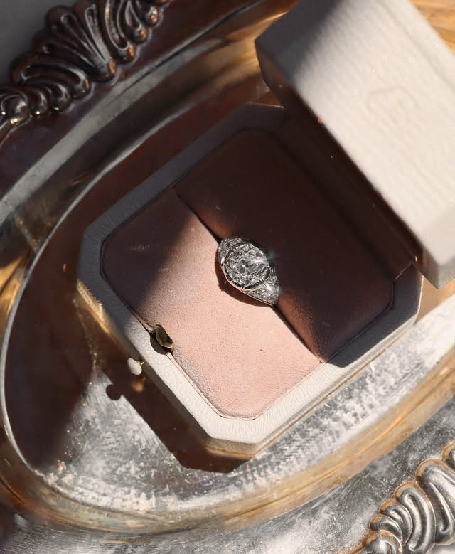 Which box are you choosing? 💍✨1. Ronna 3.48 🕯️2. Imani 1.75 👑3. Malbec 3.56 💫4. Allie 3.83 💛5. Julian 3.25 💍 by @andriabarbonejewelry