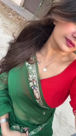 Majak 😄 @sanam.joshi1 
#sanamjoshi😈 
#saree