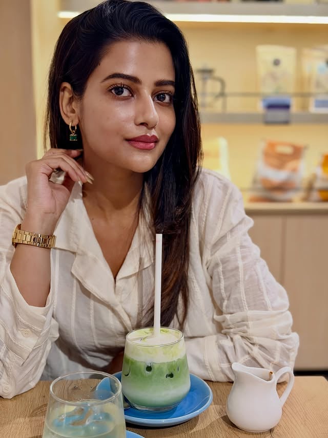 If green  flag was a drink 🌱

🍵₊ ⊹ green outside, greener inside

⋆౨ৎ˚⟡˖ matcha made me a green flag

꒰ 💚 ꒱ emotionally available & aesthetically pleasing

ᯓ★ certified green flag behaviour only