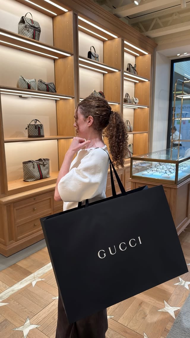 Just calling this a mom bag so I could get a new bag 😎