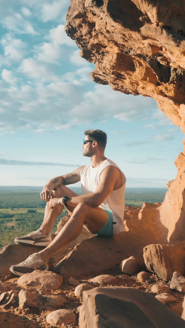 Hoje vi o sol nascer aqui da Chapada das Mesas. Realmente o sul do Maranhão é fascinante demais 🙌

Vídeo: @jgabrie.l