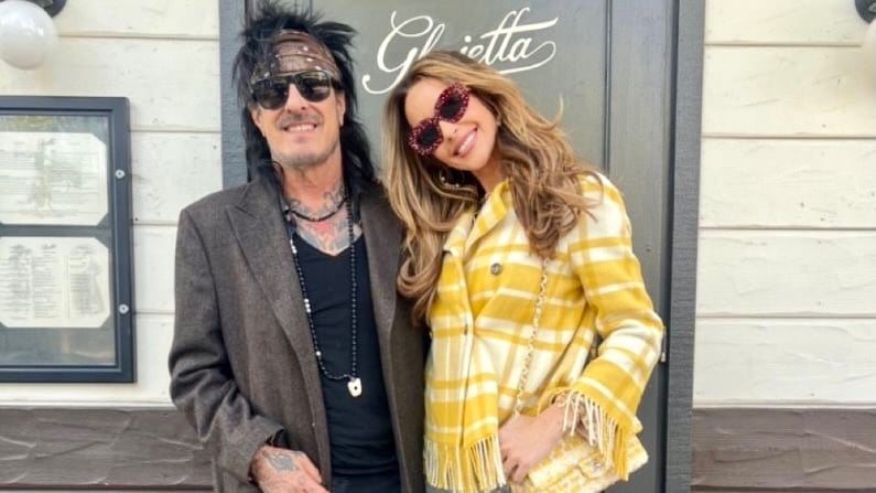 Life is cool when you lay off the throttle for moment. Take stock in your life. As chaotic as it may appear from the outside it’s probably very simple. by @nikkisixxpixx