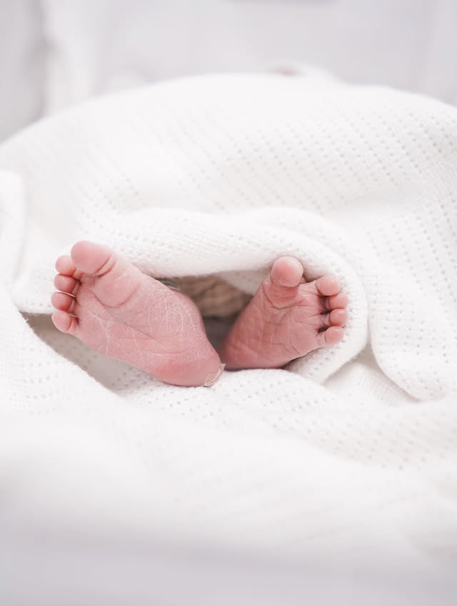 Telah lahir anak laki-laki kami bernama Zac dalam keadaan sehat. Terima kasih Tuhan Yesus sudah melengkapi keluarga kecil kami, kami bersyukur atas anugerah yang indah ini. by @amandamanopo