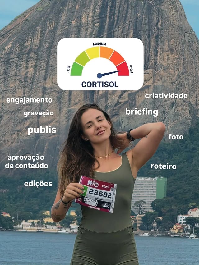 Ainda descobrindo como trabalhar e curtir o momento ao mesmo tempo, com as cobranças, pressões, entregas, prazos, porém... vivendo um sonho! Mozi do lado sempre ajudando e vivendo essa loucura comigo 🤍 by @gabiguther