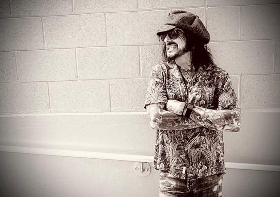 From a few years ago on our Stadium Tour. Photo by the lovely @rosshalfin.Funny thing is, I was wearing the exact same hat, shirt, and jeans today. Apparently my wardrobe has entered its own greatest hits era? by @nikkisixxpixx