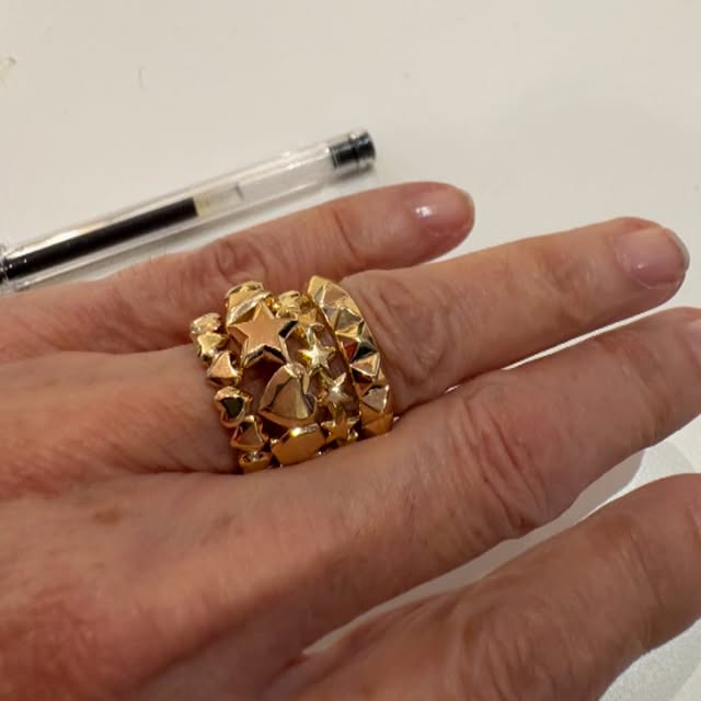 BASIX ⭐ 💛 🔶🟡 All the basic beautiful shapes to stack or wear alone. Solid #gold 24;7 by @solangeazagury