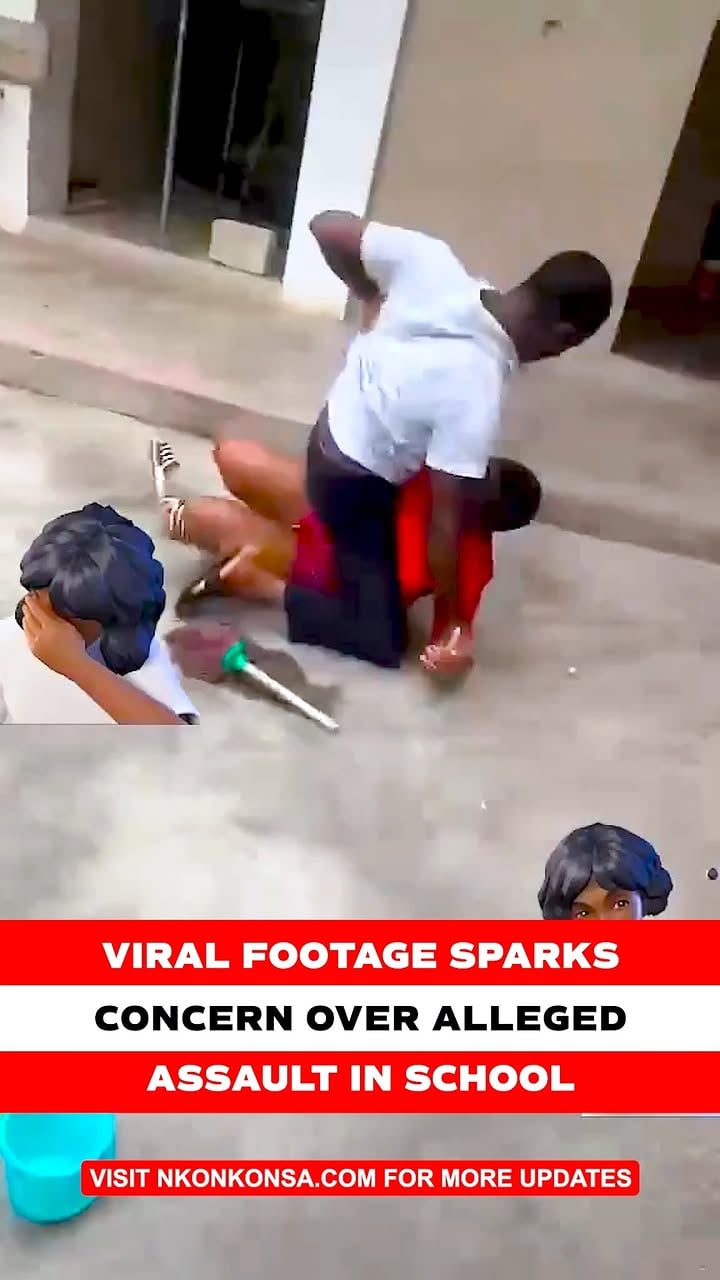 #NkonkonsaNews: A deeply distressing video has surfaced of an alleged teacher at the Nyinahin Catholic Senior High School in the Atwima Mponua Distrct of the Ashanti Region violently assaulting a young student. 

🎥: El Song Akosua Adepa

For more news and updates, visit Nkonkonsa.com