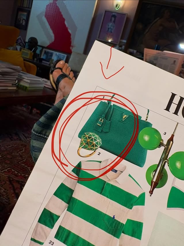 REAL FAKE 💚 Spotted in @fthtsi #gold #enamel #sunday Stoned collection by @solangeazagury