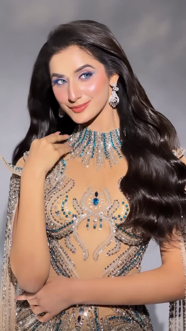 Be intehaan, in every sense ✨Creative Director: @krish.gangwar Photographer: @vjsuraj.jpegg Styling: @iam_vaibhavraj Gown : @ashishkumarcoutureLighting: @iammohitsenani Makeup and Hair: @jagritiglammakeup #reelsinstagram #makeup #missindia #explore #foryou by @mehakkdhingrraofficial
