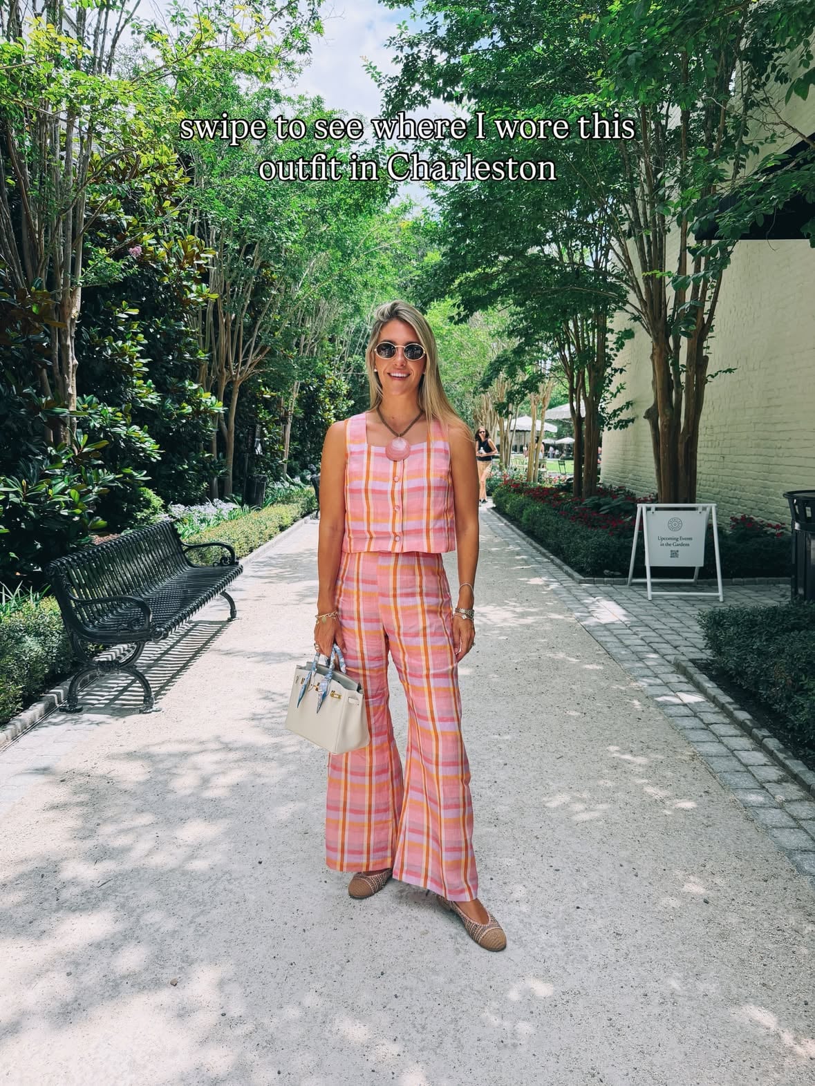 One of my favorite lunches in Charleston! This set was just restocked ….comment ‘plaid’ and I’ll send the links to you! It’s also available in a blue plaid. 💛 #charleston #commissionablelinks #shopmy #louiseny