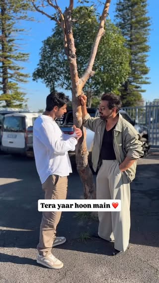Launda mera pyaara hai happy birthday @karanwahi 😘
.
.
.
#Kkk #birthday
