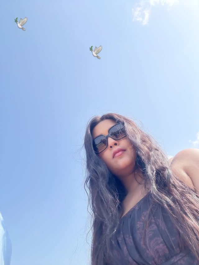 🦋 Whatever makes your soul happy : Do that !